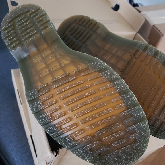 Dr. Martens 1460 Smooth Boot - Picture 6 of 8